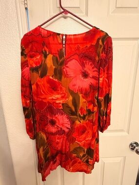 Newport News Red Floral Long-Sleeve Shift Dress